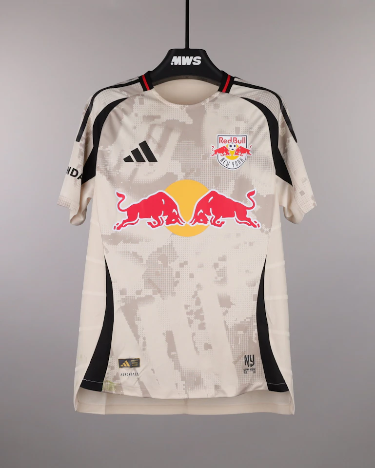 来自Red Bull New York的Jahkeele Marshall-Rutty球衣