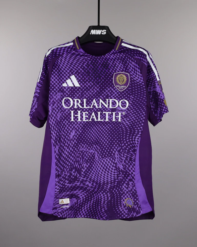 来自Orlando City的Robin Jansson球衣