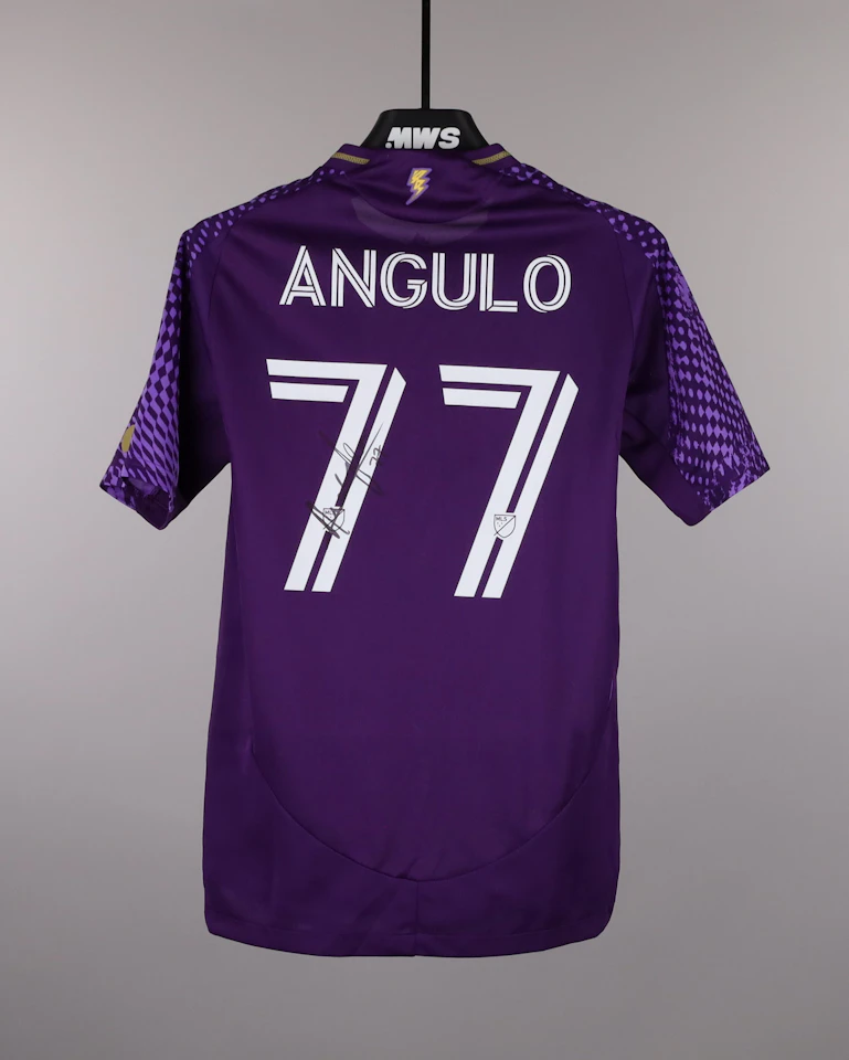Iván Angulo Orlando City shirt
