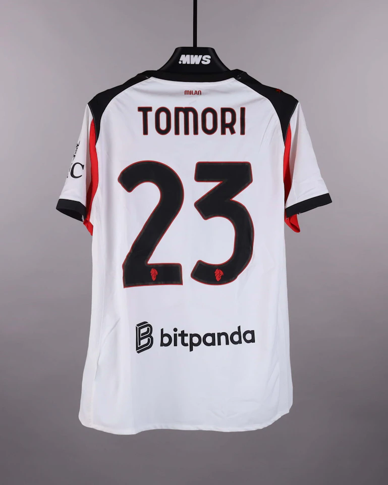 Fikayo Tomori AC Milan shirt