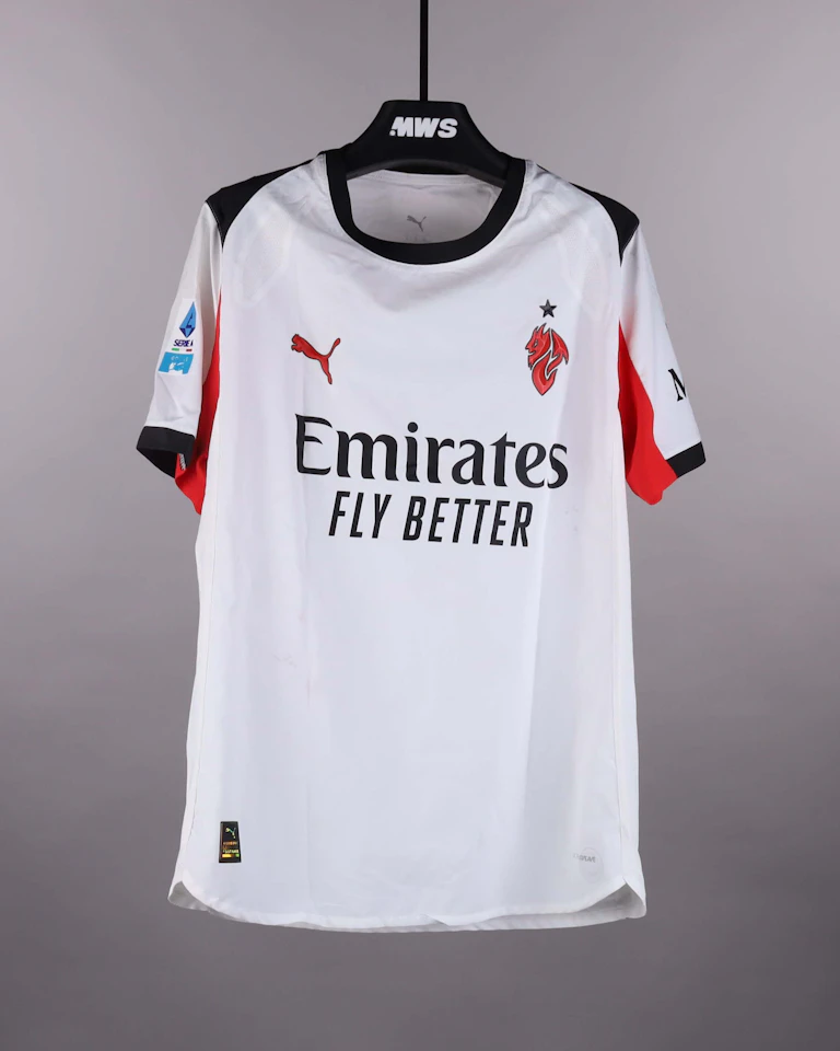Rafael Leão AC Milan shirt