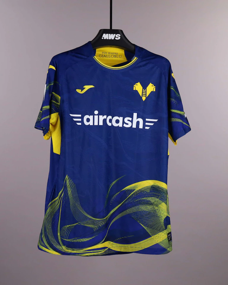 来自Hellas Verona FC的Gift Emmanuel Orban球衣