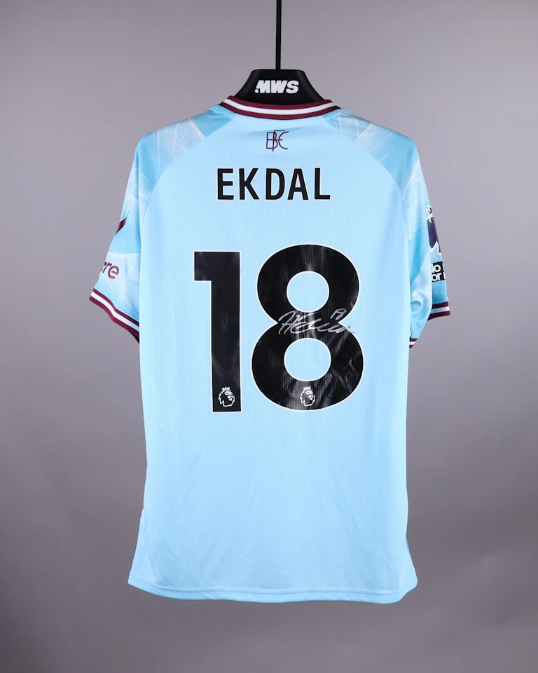 来自Burnley的Hjalmar Ekdal球衣
