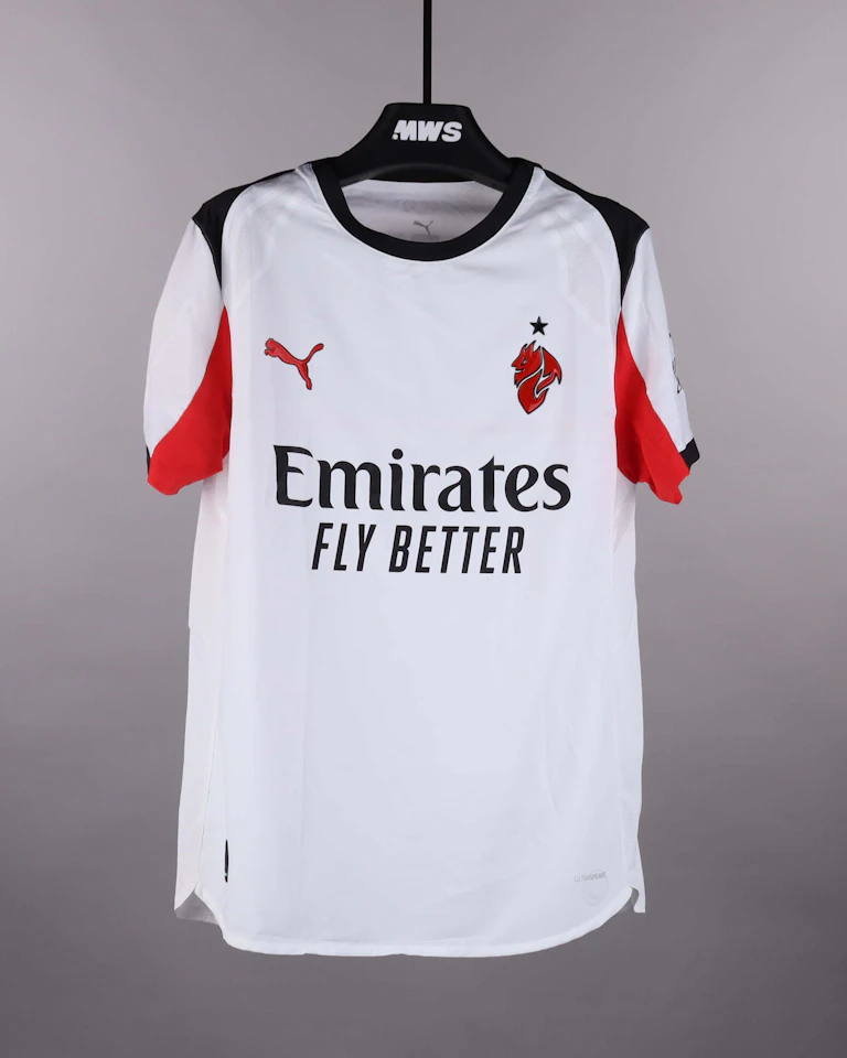 来自AC Milan的Santiago Giménez球衣