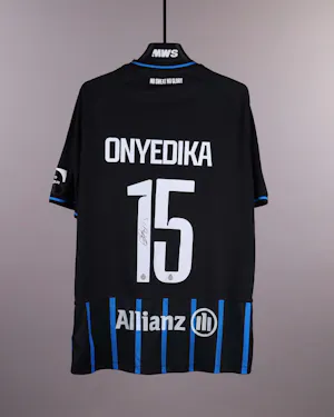 来自Club Brugge的Raphael Onyedika Nwadike球衣