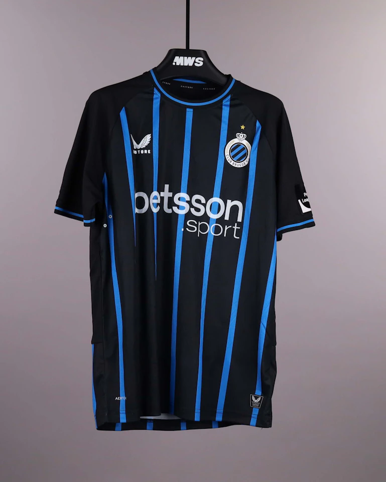 Hans Vanaken Club Brugge shirt