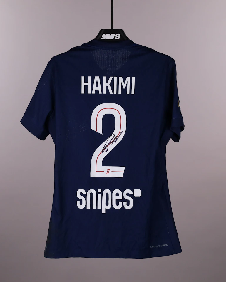 Achraf Hakimi Paris Saint-Germain shirt