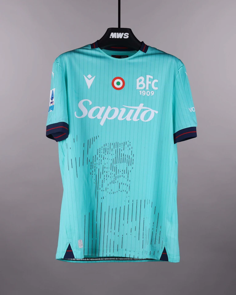 来自Bologna Fc 1909的Simon Sohm球衣