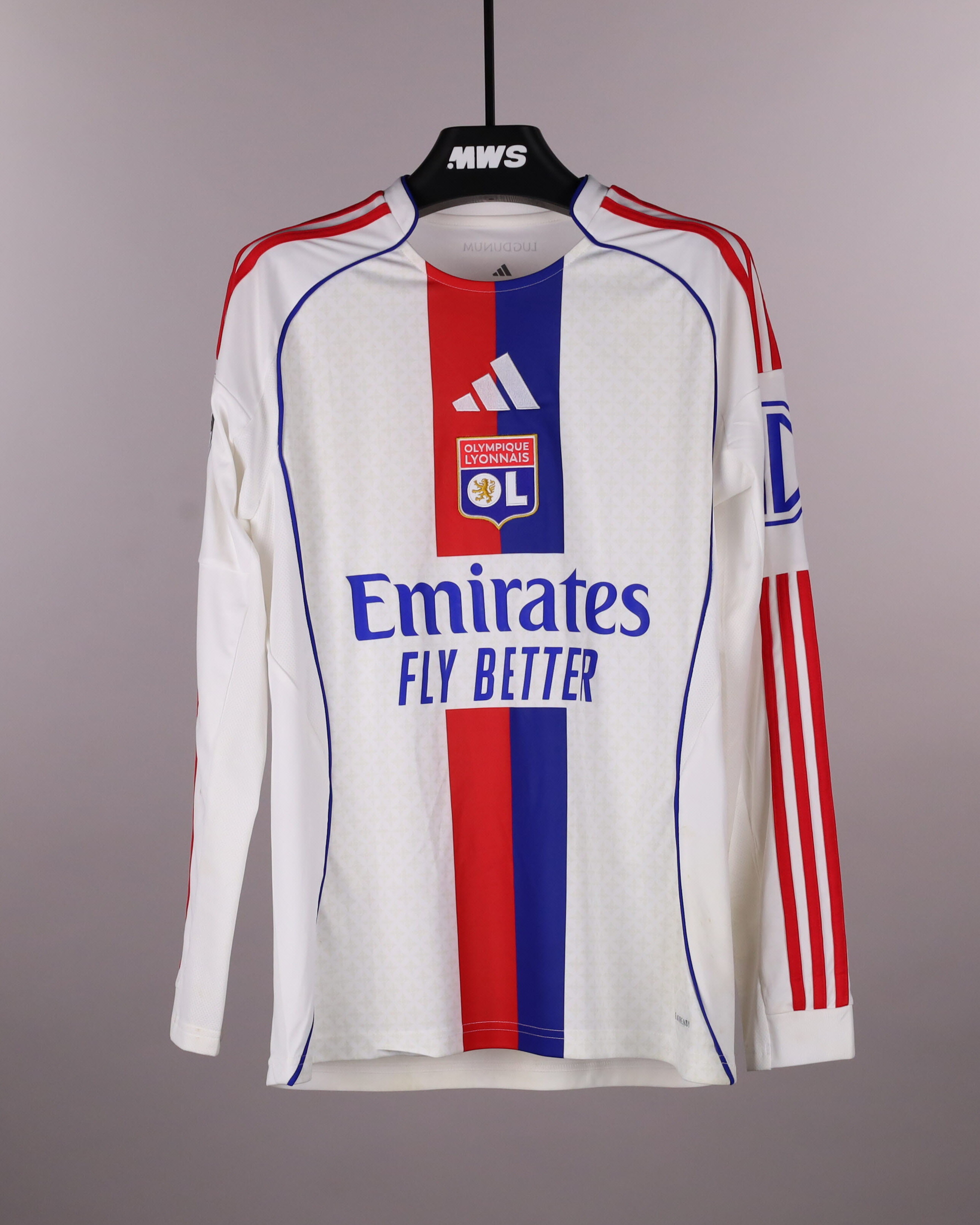 Clinton Mata Olympique Lyonnais shirt