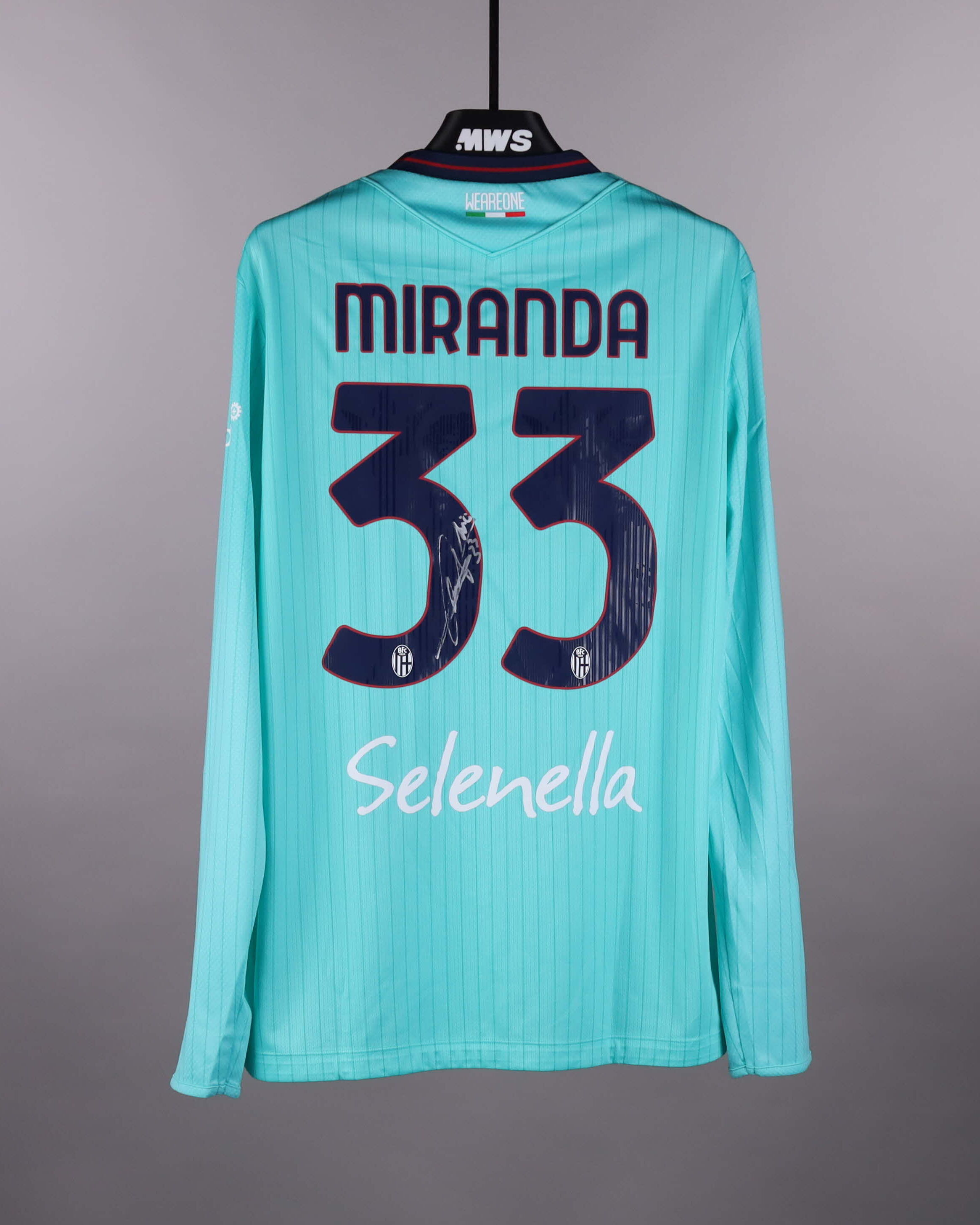 来自Bologna Fc 1909的Juan Miranda González球衣