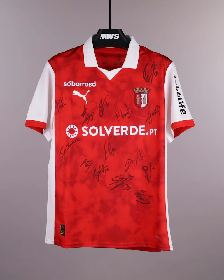 Squad Signed Shirt - 1