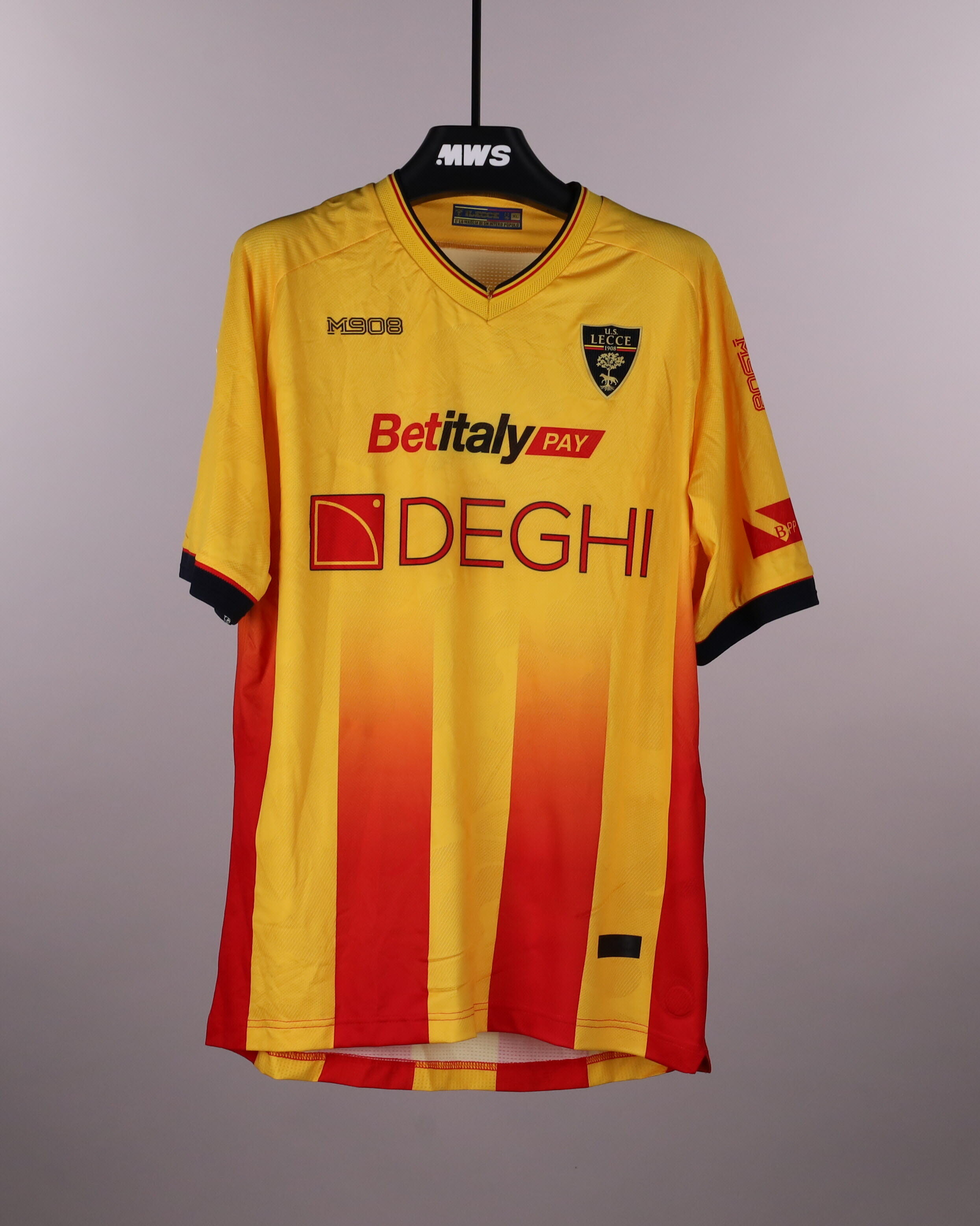 Official US Lecce Soccer Game-Worn Jerseys Auctions - MatchWornShirt