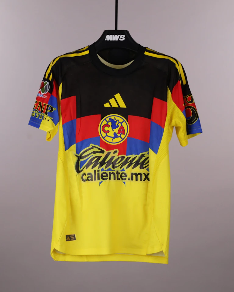 来自Club América的Erick Sánchez球衣