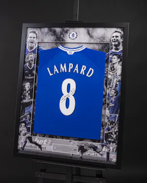 Camiseta Limited Edition Framed Frank Lampard Shirt - 2 Chelsea