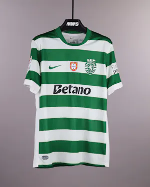 来自Sporting CP的Gonçalo Inácio球衣