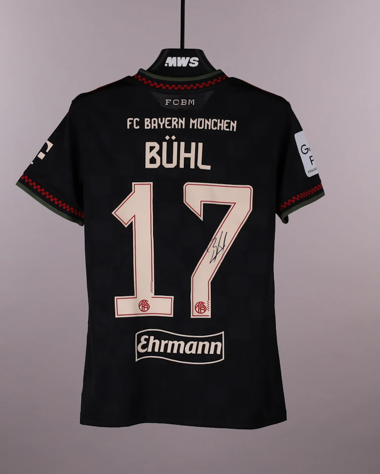 Giulia Gwinn FC Bayern München Frauen shirt
