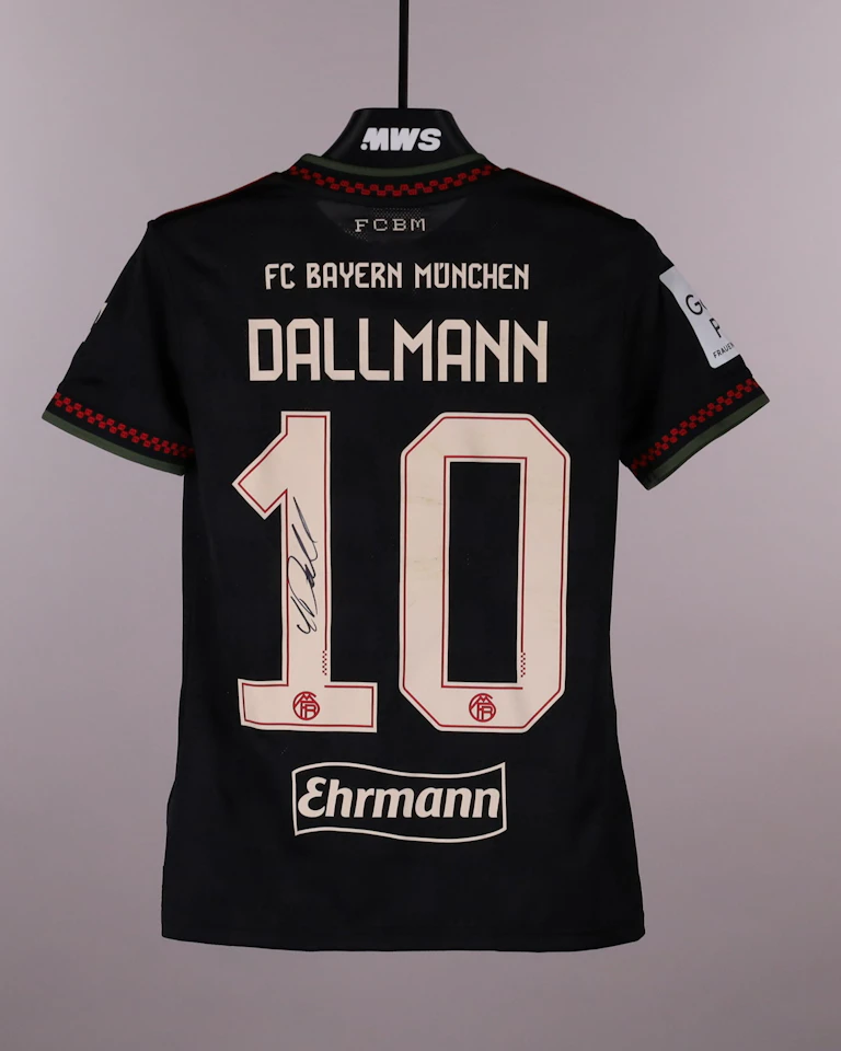 Linda Dallmann FC Bayern München Frauen shirt