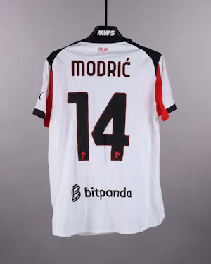 Camiseta Luka Modrić AC Milan