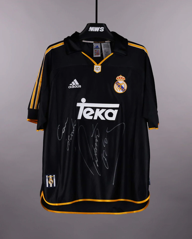 Roberto Carlos Retro Shirt 4