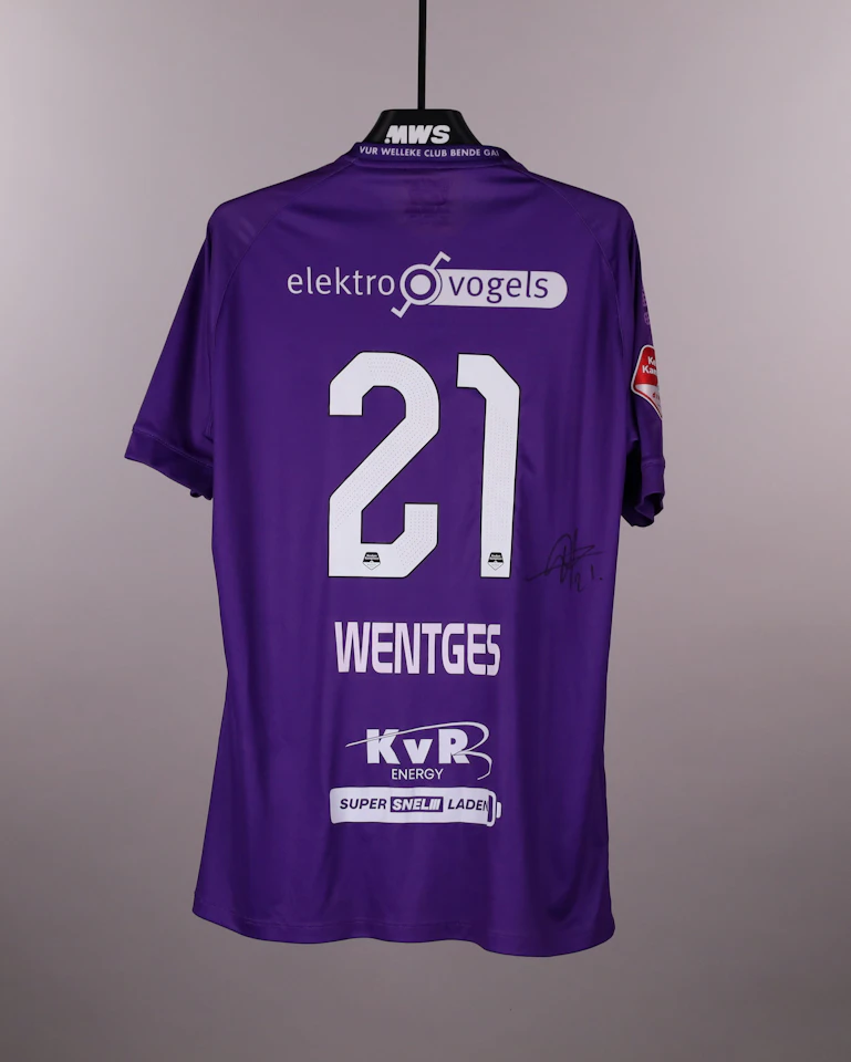 来自Helmond Sport的Hugo Wentges球衣