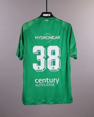 Luca Unbehaun FC Emmen jersey
