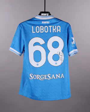 来自SSC Napoli的Stanislav Lobotka球衣