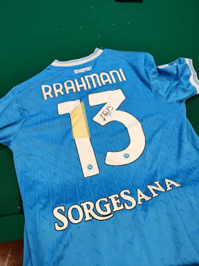 来自SSC Napoli的Amir Rrahmani球衣
