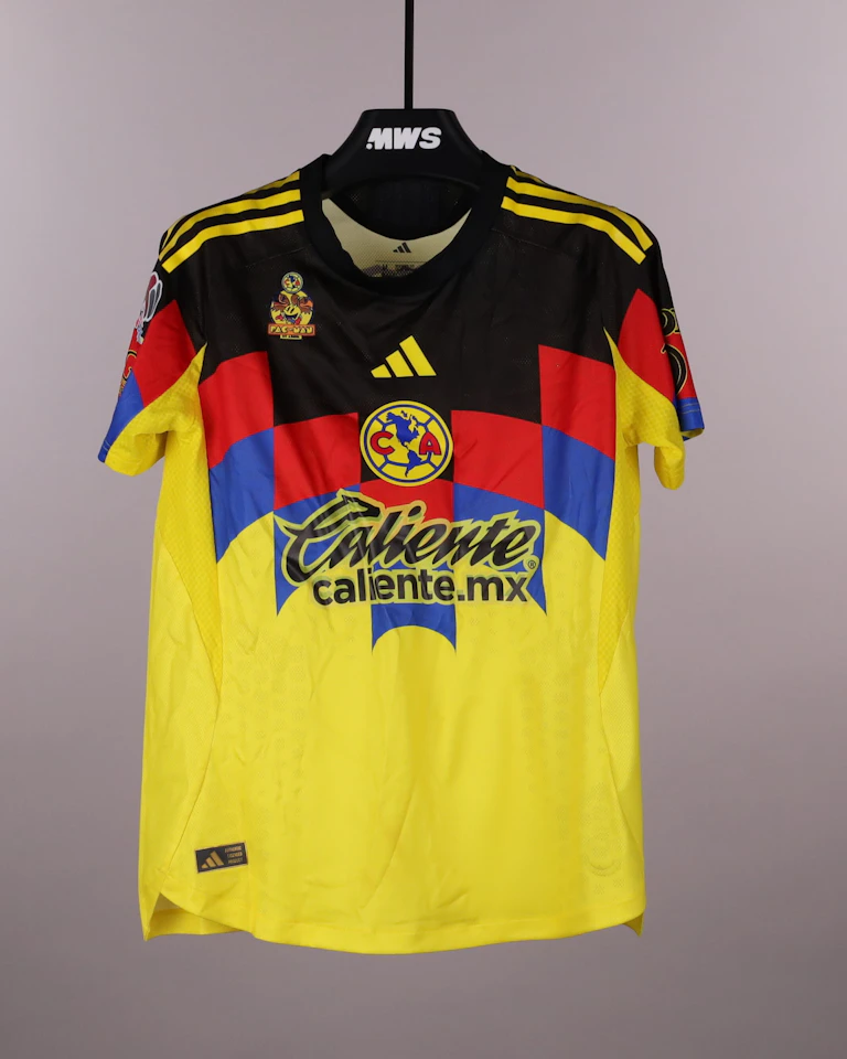 来自Club América Women的Irene Guerrero球衣