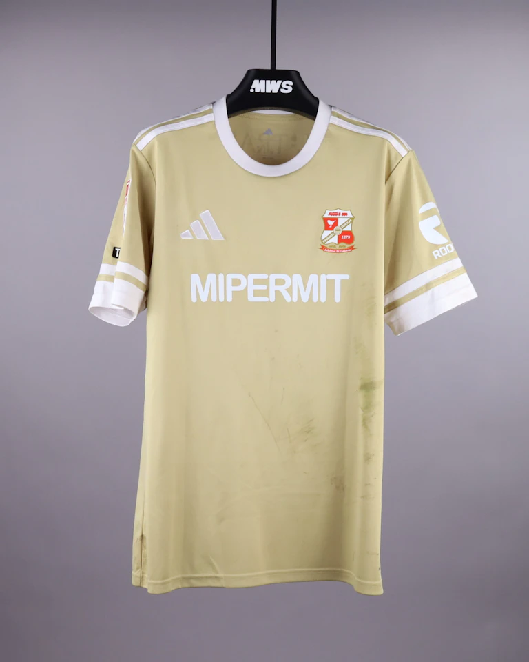 来自Swindon Town的Thomas Wilson-Brown球衣