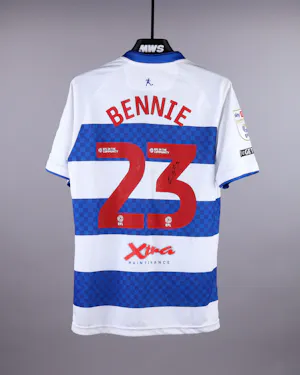 来自Queens Park Rangers的Daniel Bennie球衣