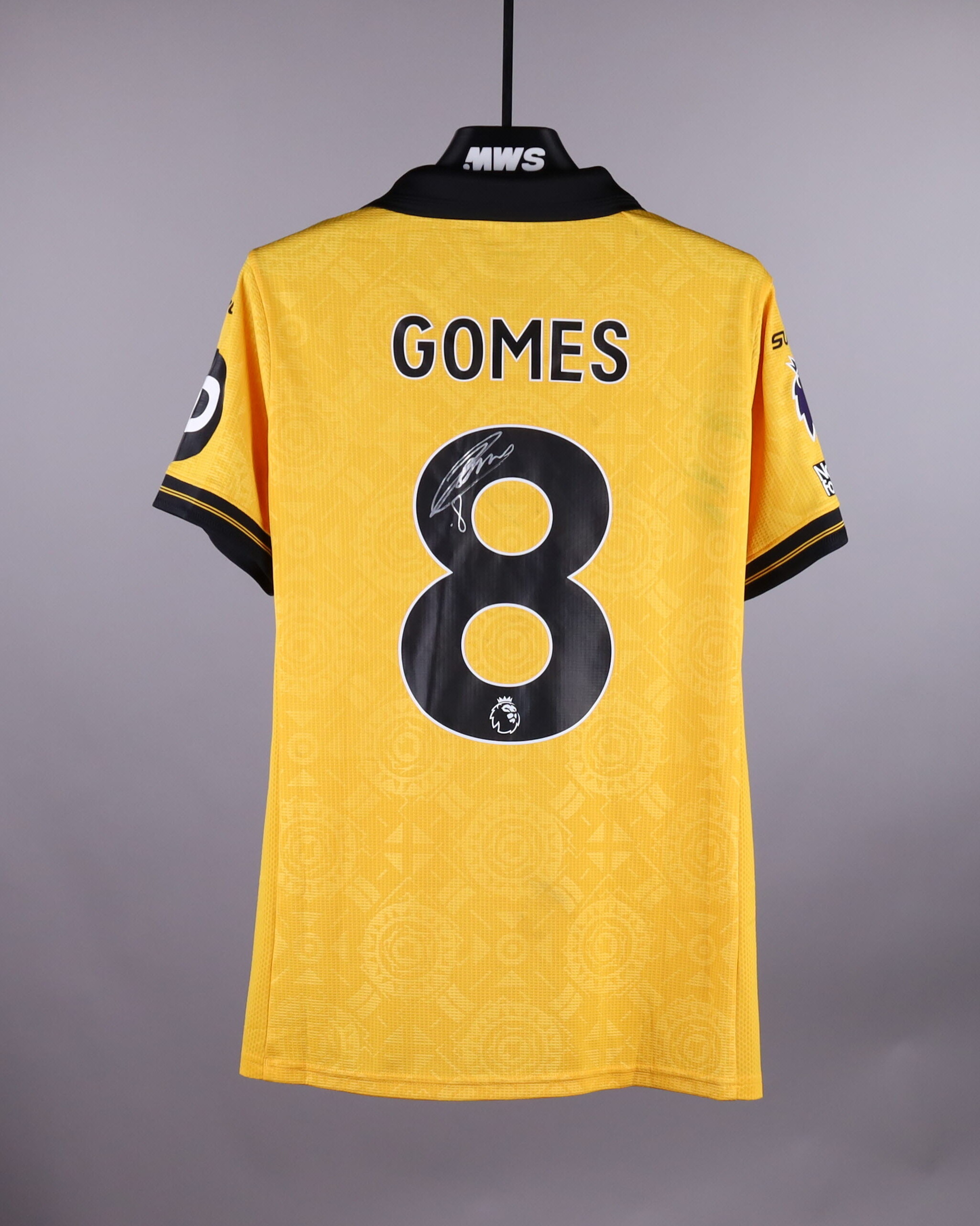 Wolverhampton Wanderers - Tottenham Hotspur | MatchWornShirt