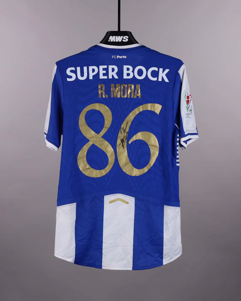 来自FC Porto的Rodrigo Mora球衣