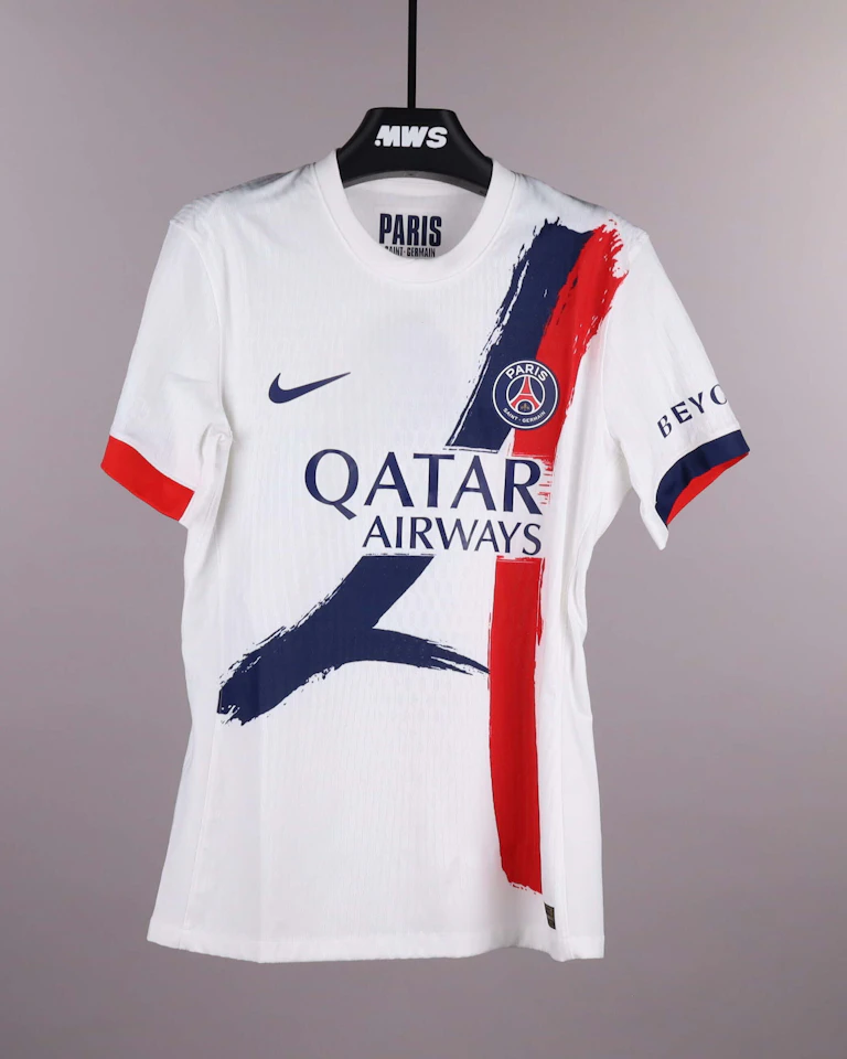 Kang-In Lee 이강인 Paris Saint-Germain shirt