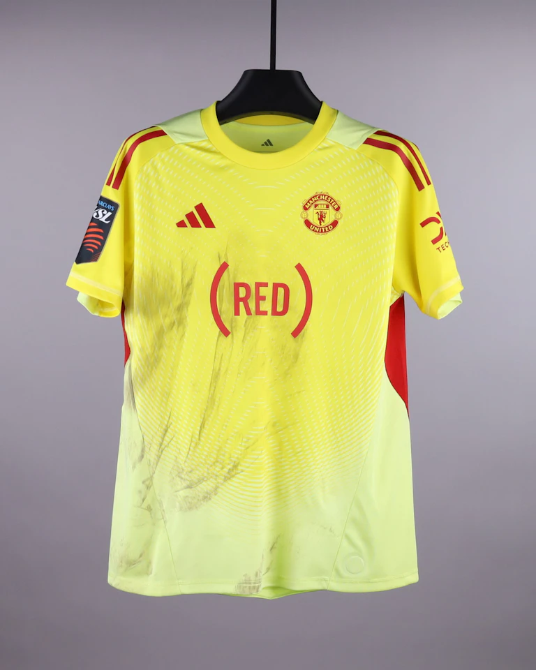Phallon Tullis-Joyce Manchester United forması