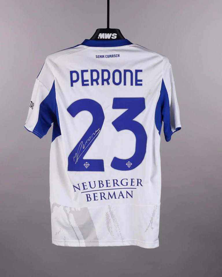 Maximo Perrone Como 1907 jersey