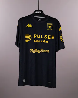 来自Genoa CFC的Justin Bijlow球衣