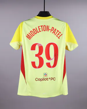 Safia Middleton-Patel Manchester United jersey