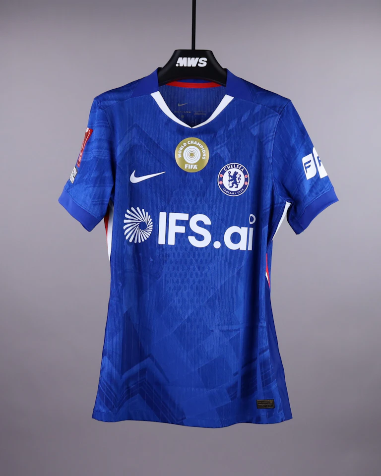 Enzo Fernández Chelsea jersey