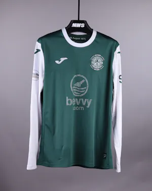 Felix Passlack Hibernian jersey