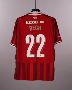来自FC Midtjylland的Mads Bech Sørensen球衣