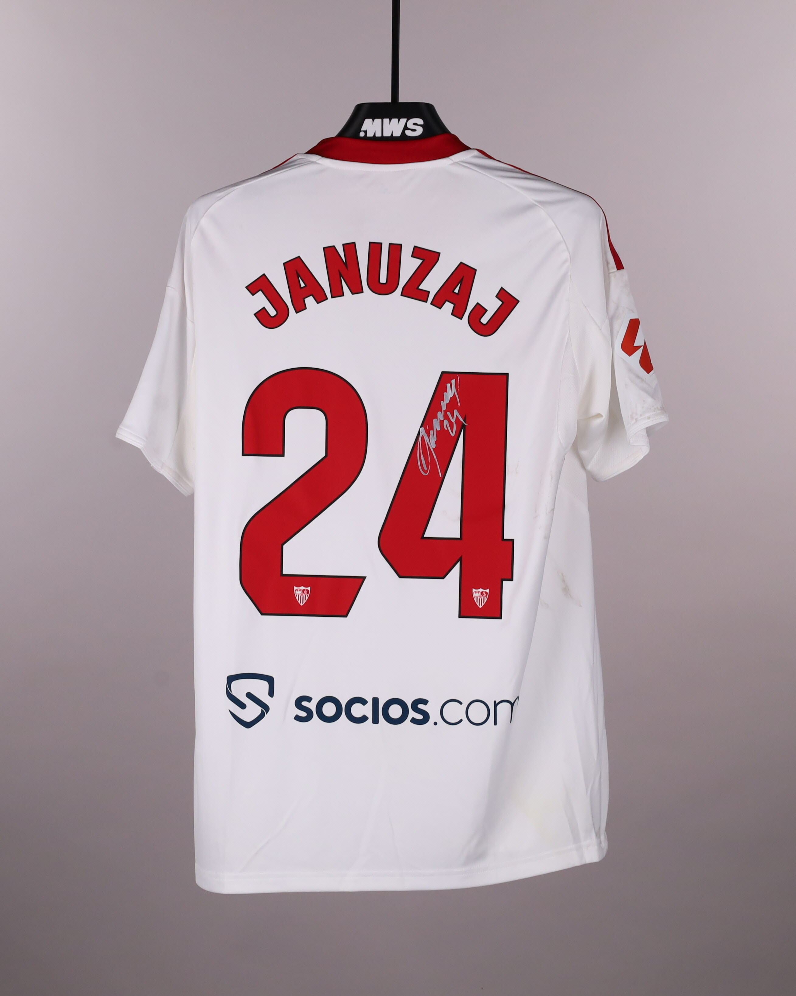 Adnan Januzaj Sevilla FC jersey