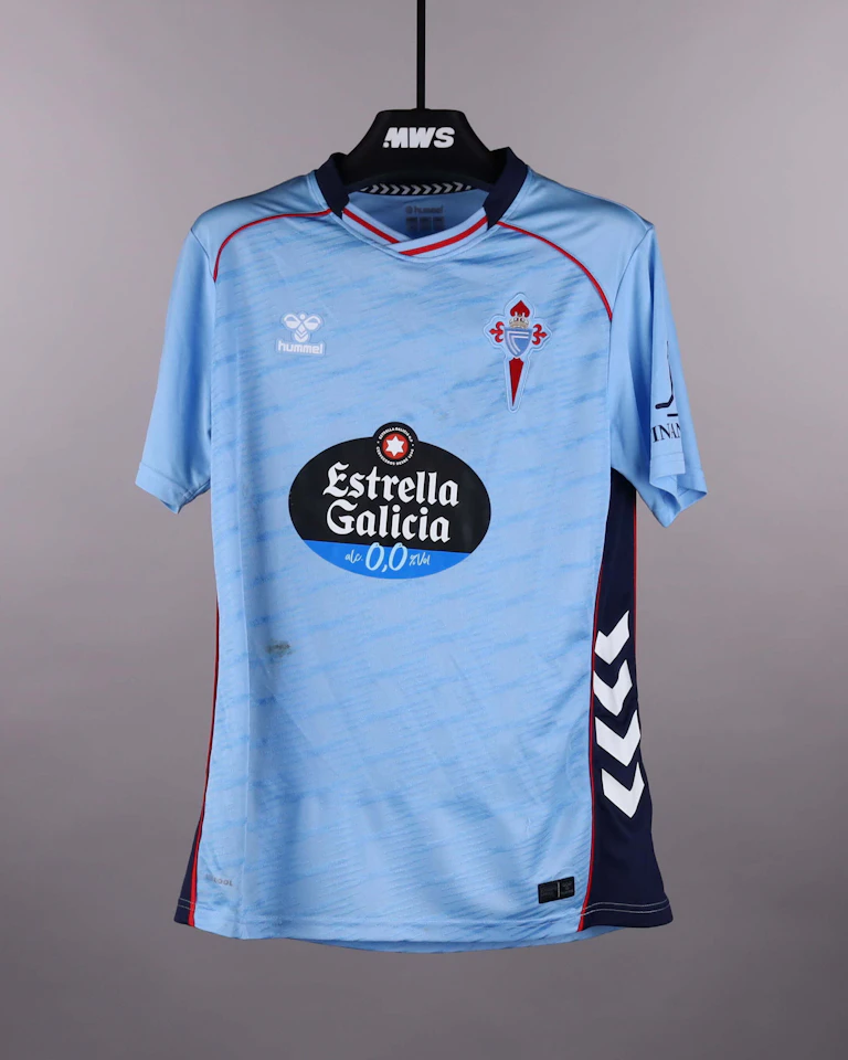 Hugo Álvarez Celta shirt