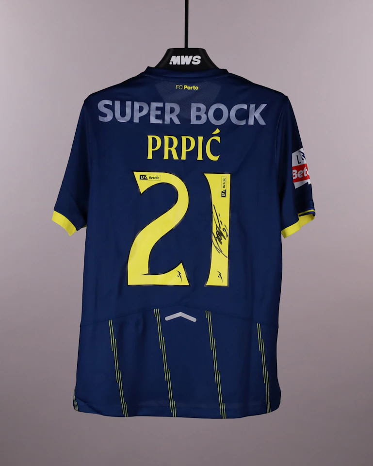 Dominik Prpić FC Porto camisa.
