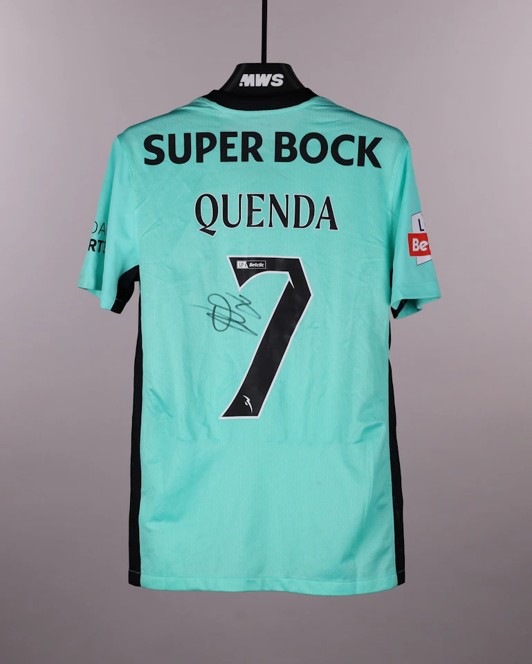 Sporting CP 팀의 Geovany Tcherno Quenda 셔츠