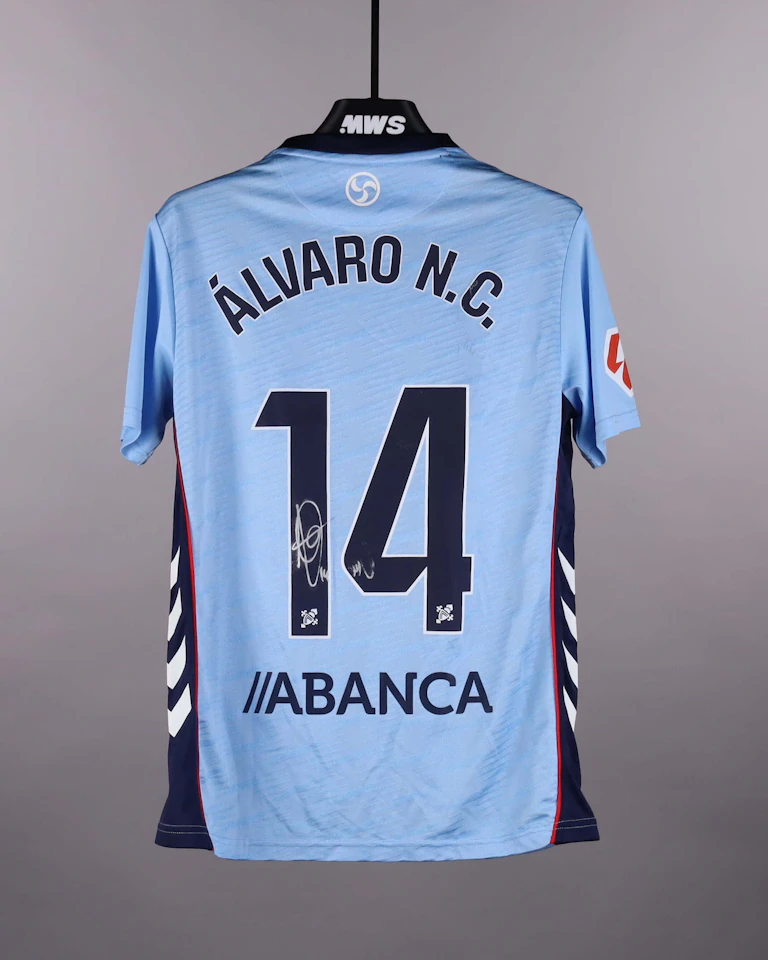 Álvaro Núñez Cobo Celta のシャツ
