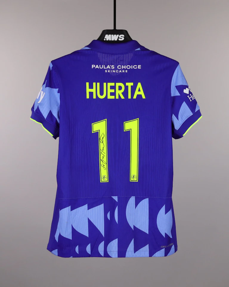 Sofia Huerta Seattle Reign jersey