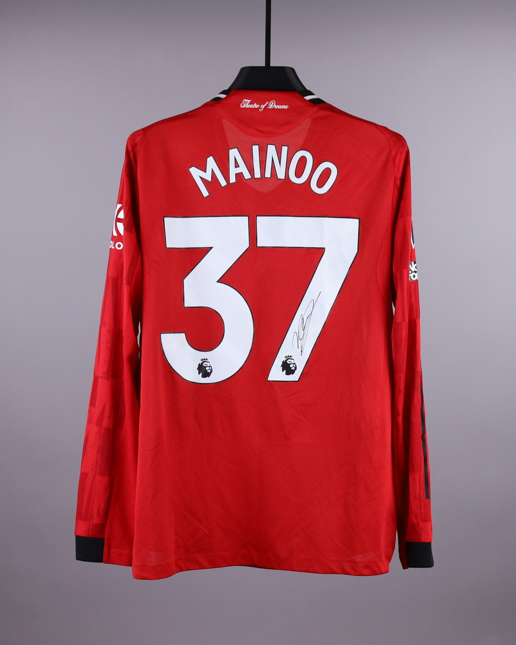 Kobbie Mainoo | Manchester United - Brentford | MatchWornShirt