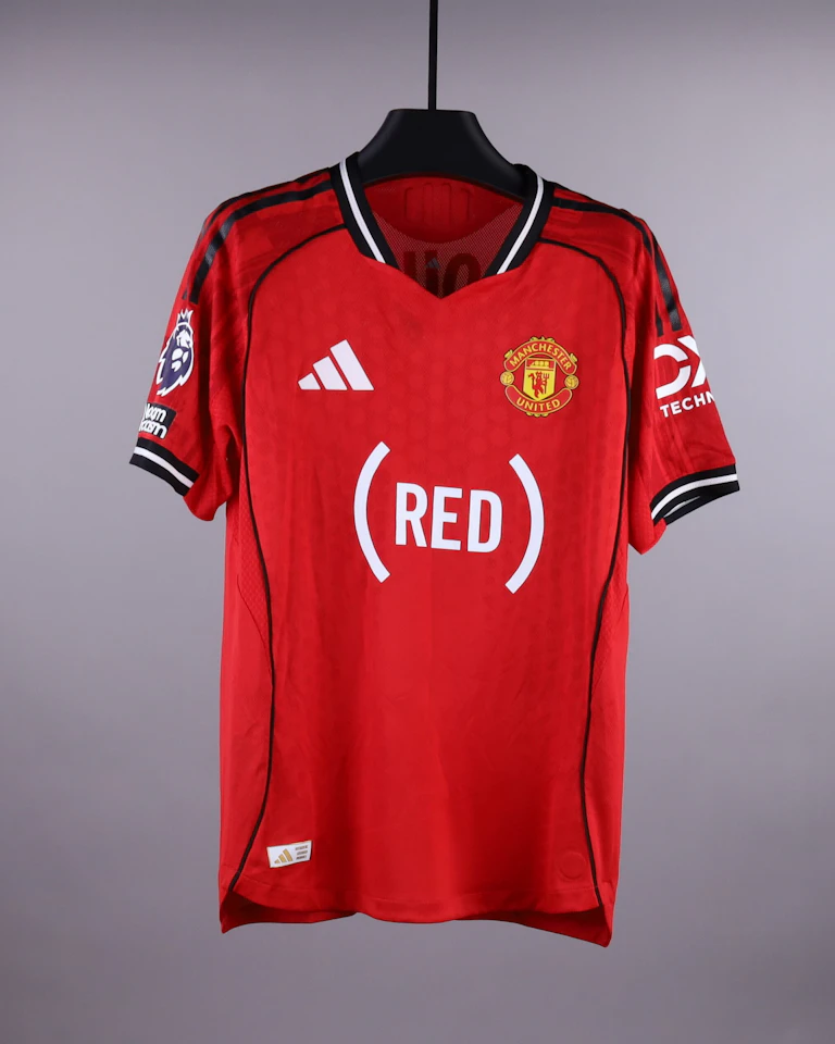 Manchester United 팀의 Mason Mount 셔츠
