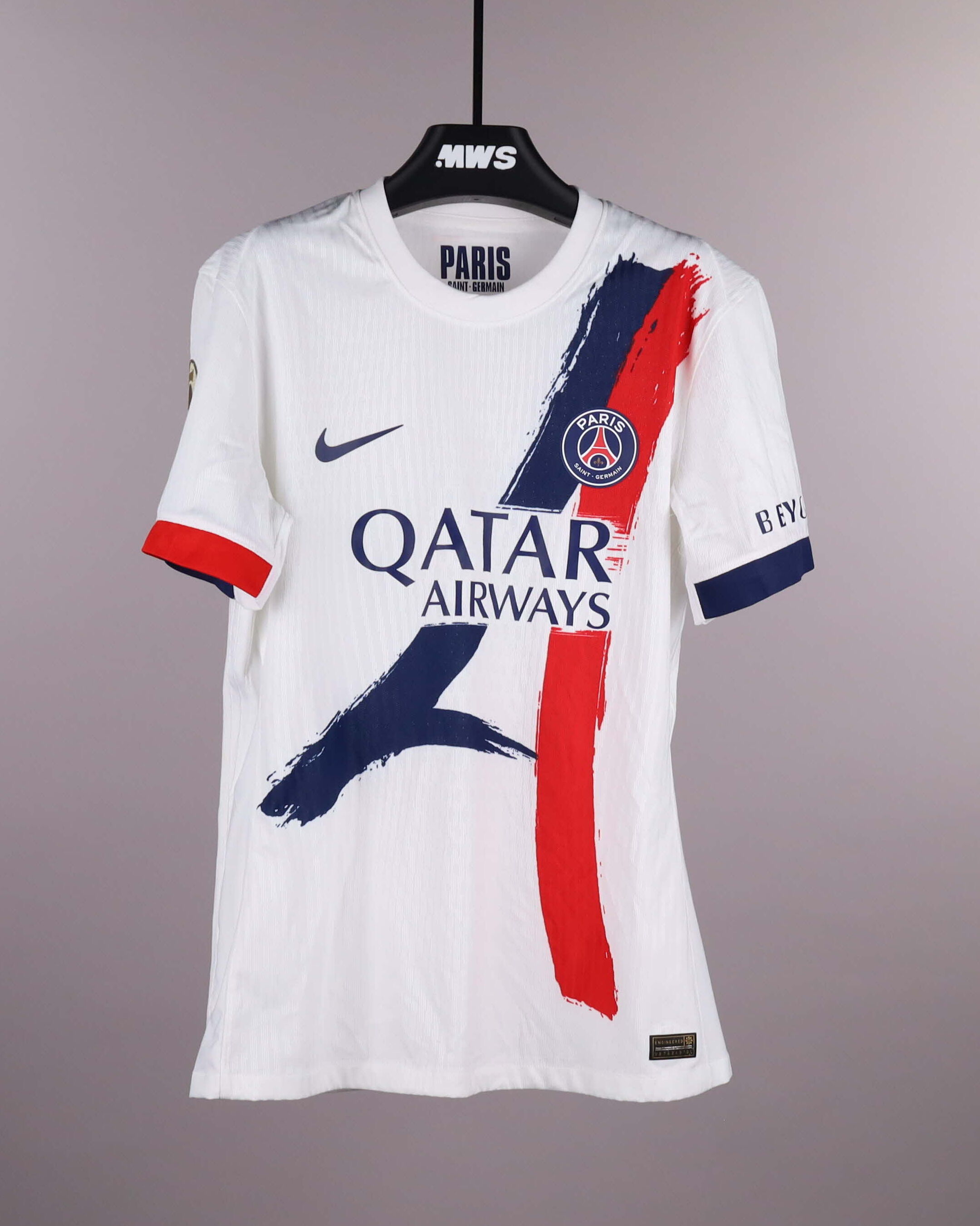 Warren Zaïre-Emery Paris Saint-Germain shirt