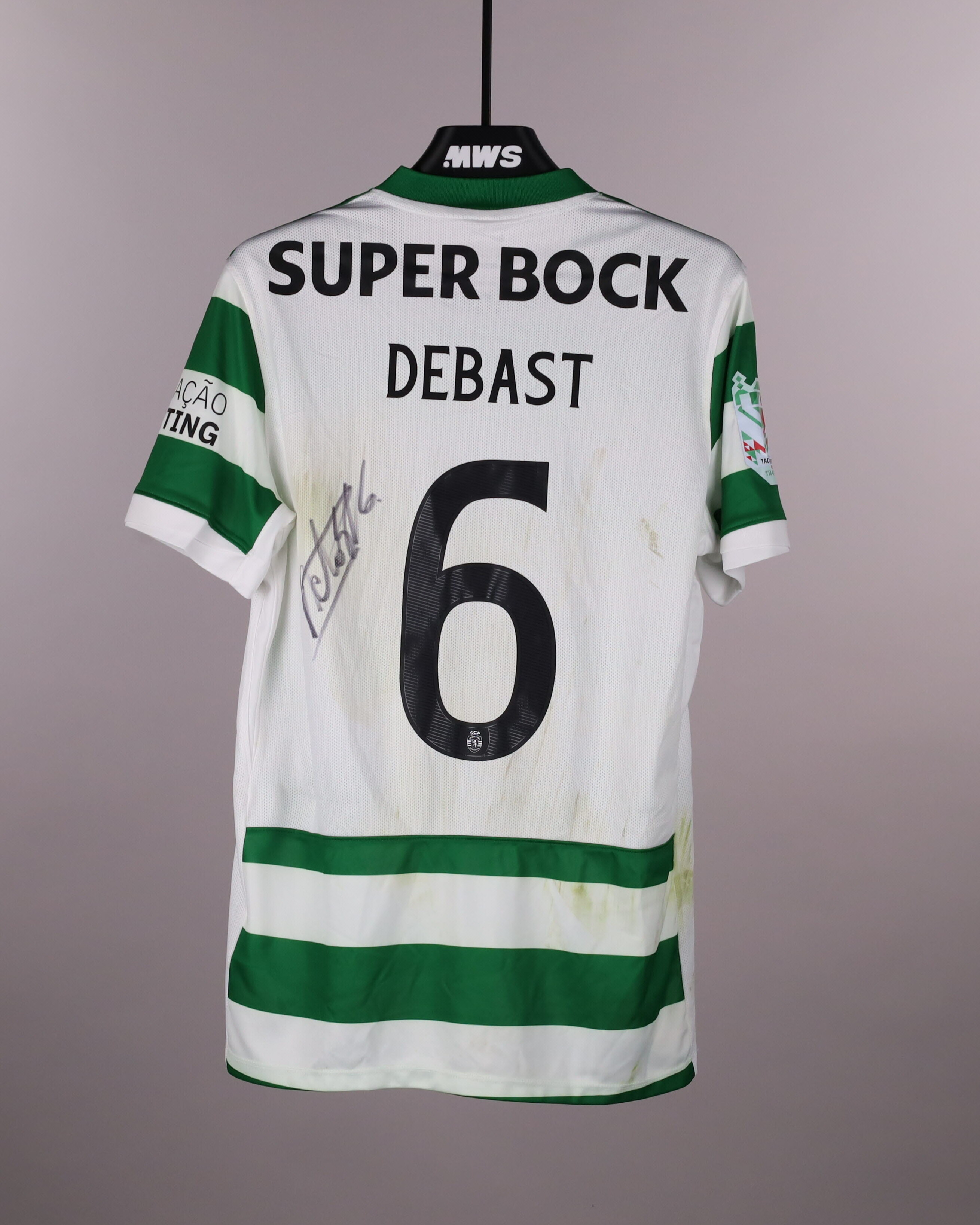Zeno Debast Sporting CP shirt